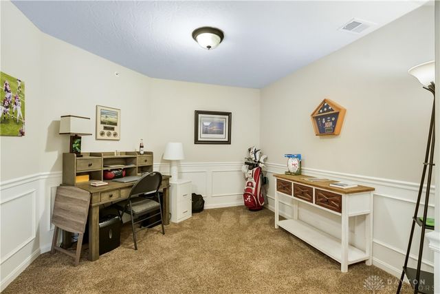 5 Old Pond Road, Springboro, OH 45066