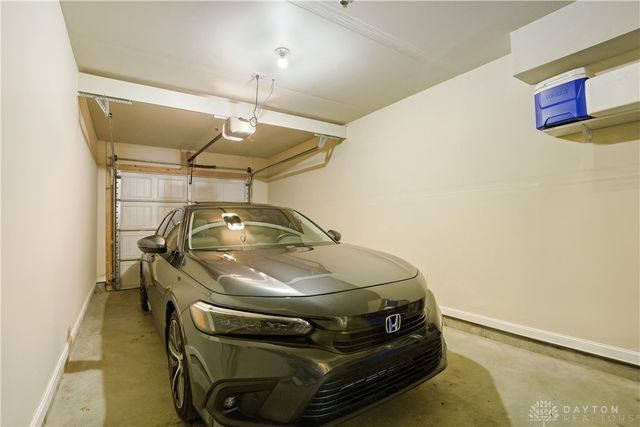 5 Old Pond Road, Springboro, OH 45066