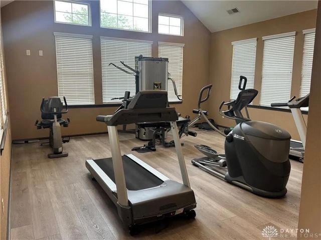 5 Old Pond Road, Springboro, OH 45066