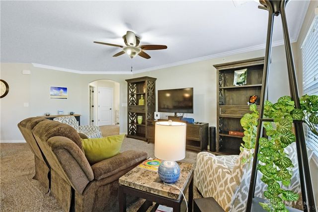 5 Old Pond Road, Springboro, OH 45066