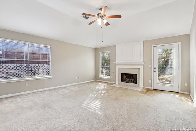 10462 Trailway Oak, San Antonio, TX 78240