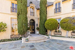 1115 La Altura Road, Beverly Hills, CA 90210