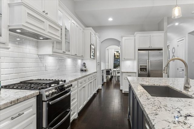 1418 Chamboard Lane, Houston, TX 77018