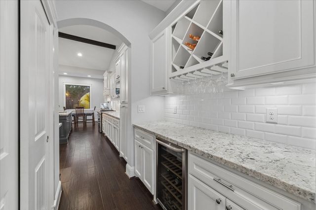 1418 Chamboard Lane, Houston, TX 77018