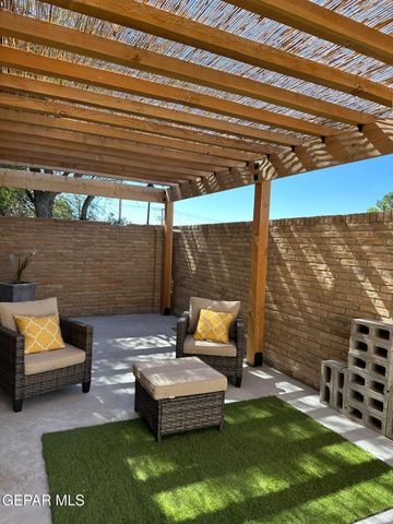 350 Thunderbird Drive 14, El Paso, TX 79912