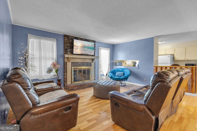 198 Pebble Creek Drive, Toccoa, GA 30577