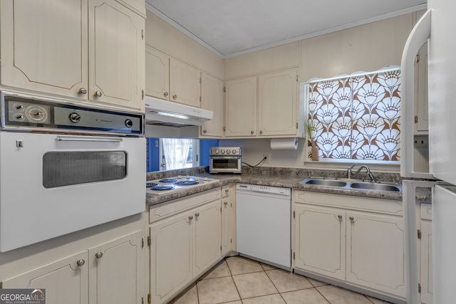 198 Pebble Creek Drive, Toccoa, GA 30577