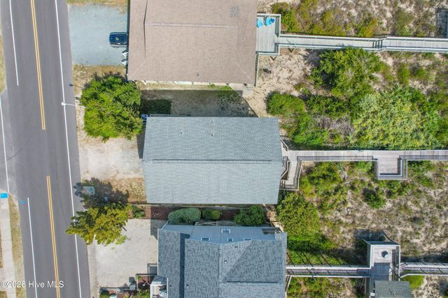 1097 Ocean Boulevard W, Holden Beach, NC 28462