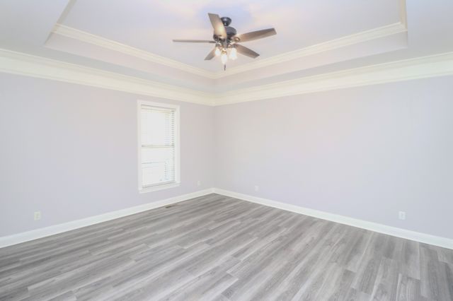 450 Bridle Path Ln, Hartsville, TN 37074