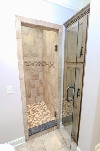 450 Bridle Path Ln, Hartsville, TN 37074