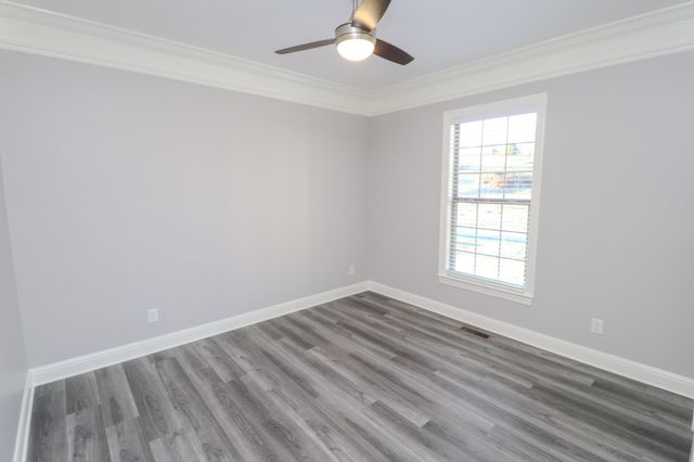 450 Bridle Path Ln, Hartsville, TN 37074