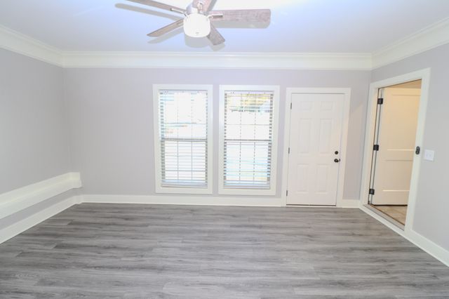 450 Bridle Path Ln, Hartsville, TN 37074