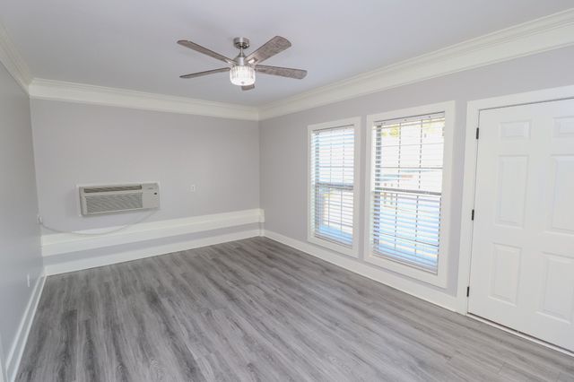 450 Bridle Path Ln, Hartsville, TN 37074