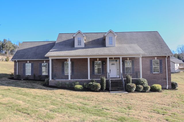 450 Bridle Path Ln, Hartsville, TN 37074