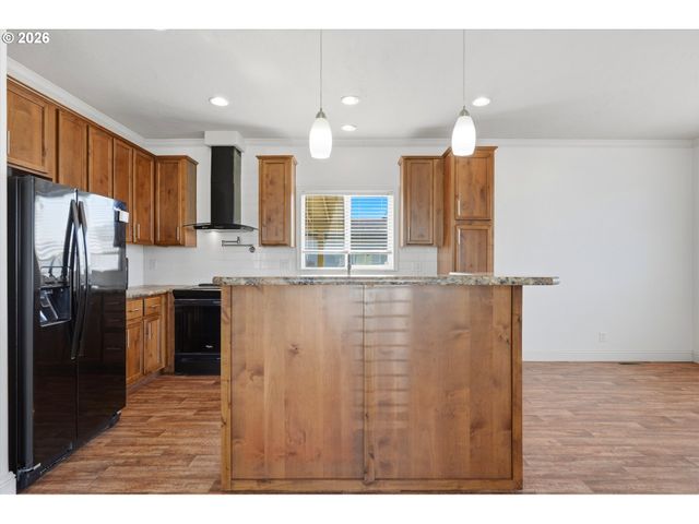 1000 S MCKERN Ct 94, Newberg, OR 97132