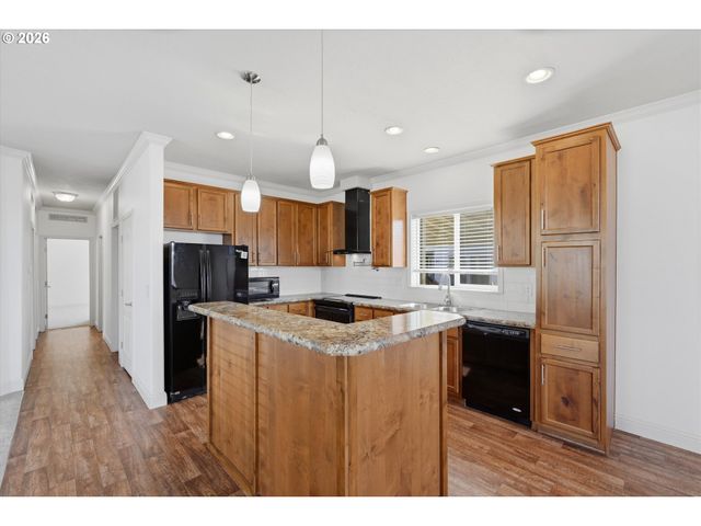 1000 S MCKERN Ct 94, Newberg, OR 97132