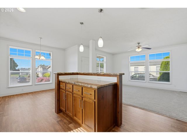 1000 S MCKERN Ct 94, Newberg, OR 97132