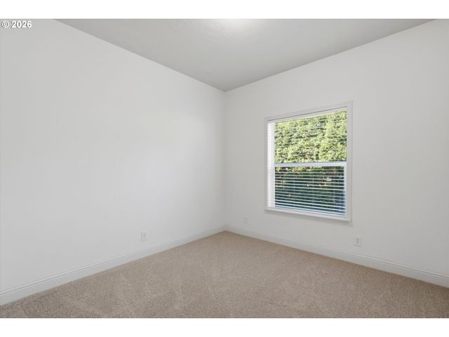 1000 S MCKERN Ct 94, Newberg, OR 97132