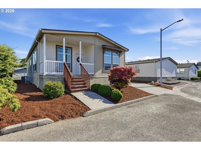 1000 S MCKERN Ct 94, Newberg, OR 97132