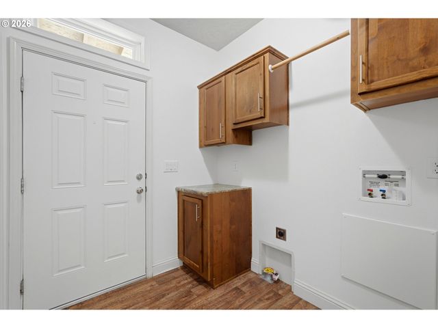 1000 S MCKERN Ct 94, Newberg, OR 97132
