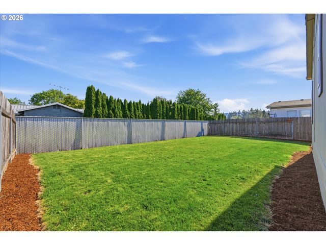 1000 S MCKERN Ct 94, Newberg, OR 97132