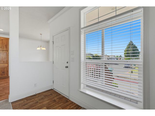 1000 S MCKERN Ct 94, Newberg, OR 97132