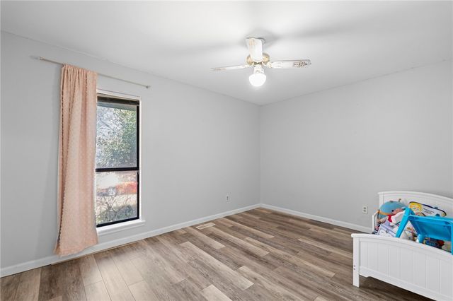 2212 W Tulsa Street, Siloam Springs, AR 72761