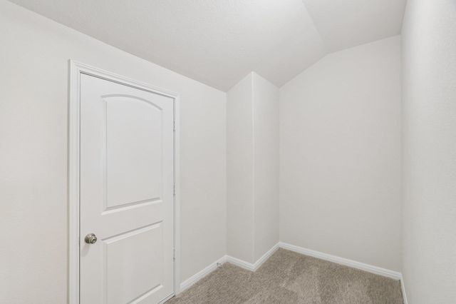 1200 S 10th ST 1201, Pflugerville, TX 78660