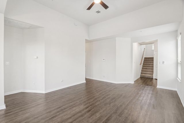 1200 S 10th ST 1201, Pflugerville, TX 78660