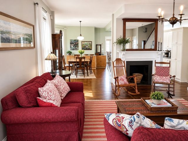 1573 Centre B:Furnished, Boston, MA 02132