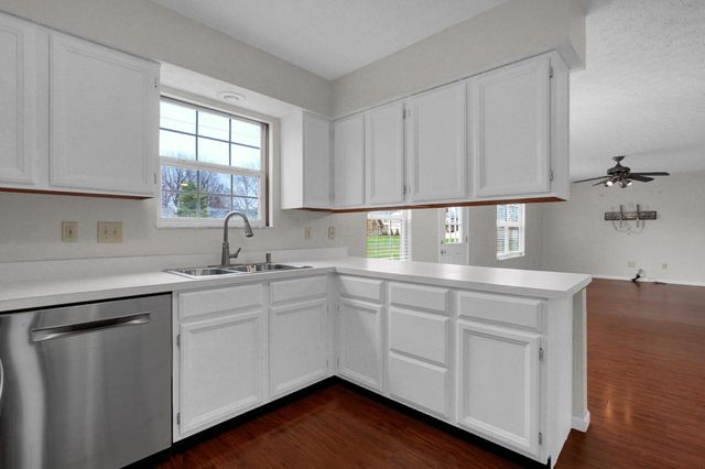 478 Burns Drive N, Westerville, OH 43082