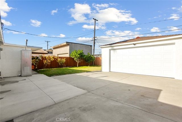 22709 Ravenna, Carson, CA 90745