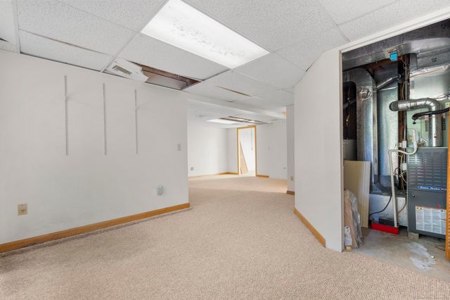 98 Crown Ridge, Newington, CT 06111