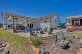 202 Rio Llano Dr W, Llano, TX 78643