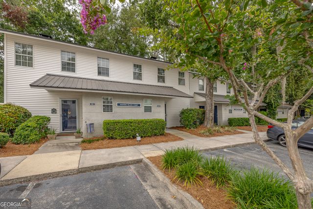 122 S Island Square Drive, St. Simons, GA 31522