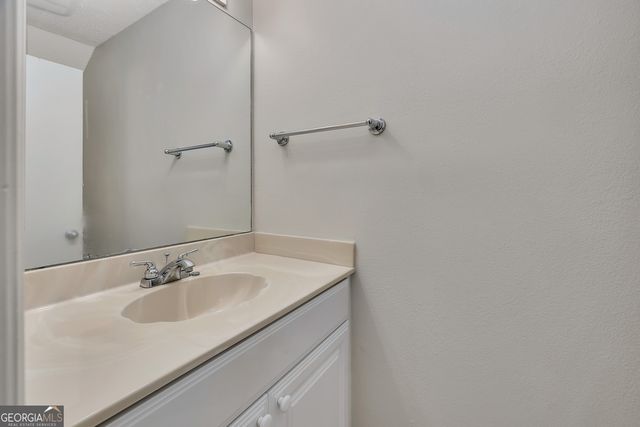 122 S Island Square Drive, St. Simons, GA 31522