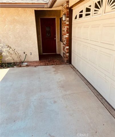 13925 Burning Tree Drive, Victorville, CA 92395