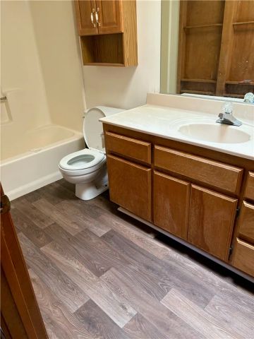 13925 Burning Tree Drive, Victorville, CA 92395