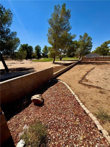 13925 Burning Tree Drive, Victorville, CA 92395