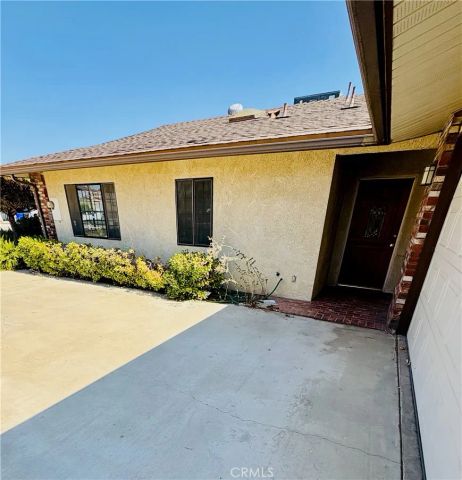 13925 Burning Tree Drive, Victorville, CA 92395