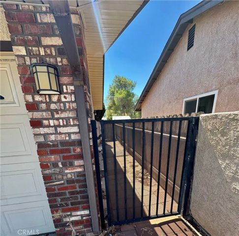 13925 Burning Tree Drive, Victorville, CA 92395