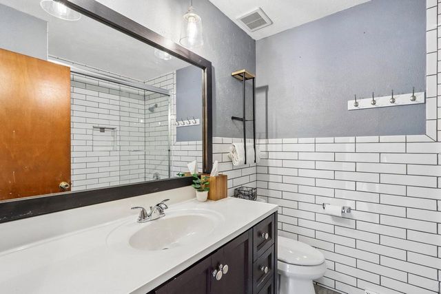 1517 Meadow COURT, Port Washington, WI 53074