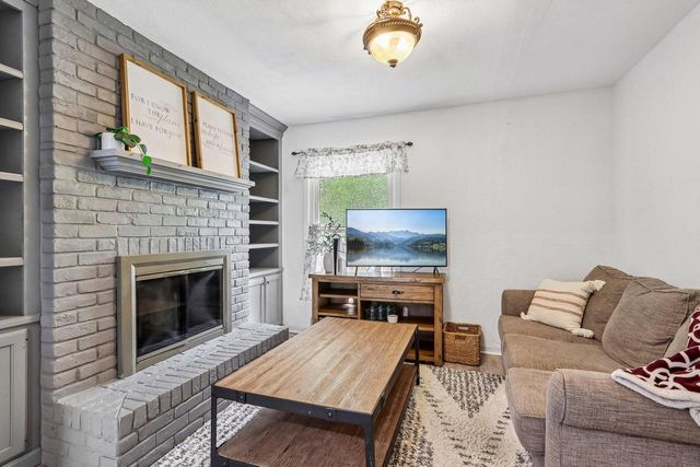 1517 Meadow COURT, Port Washington, WI 53074