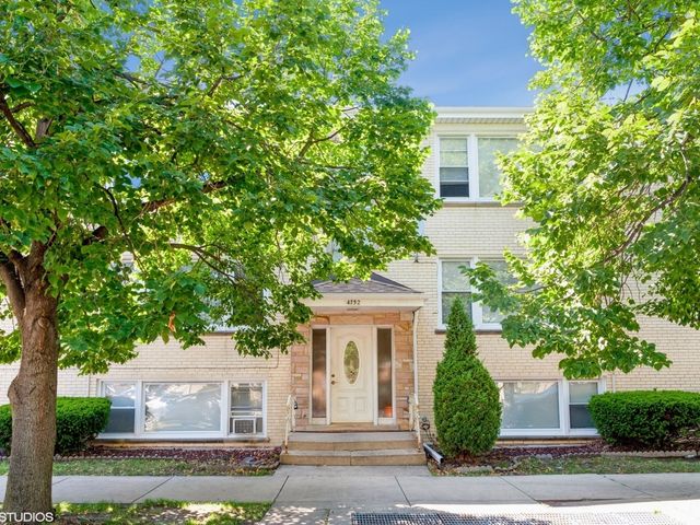 4752 N Menard Avenue 3S, Chicago, IL 60630