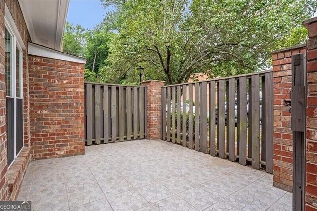 10 Market Square Place NW, Atlanta, GA 30318