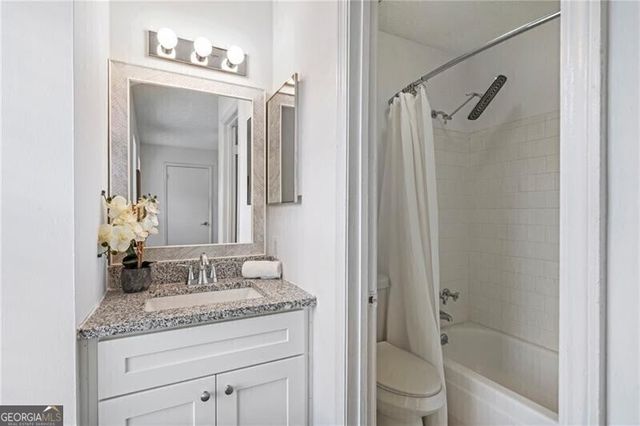10 Market Square Place NW, Atlanta, GA 30318