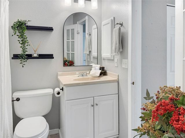 9978 W Cornell Place, Lakewood, CO 80227