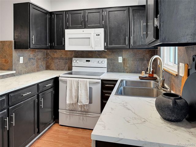9978 W Cornell Place, Lakewood, CO 80227