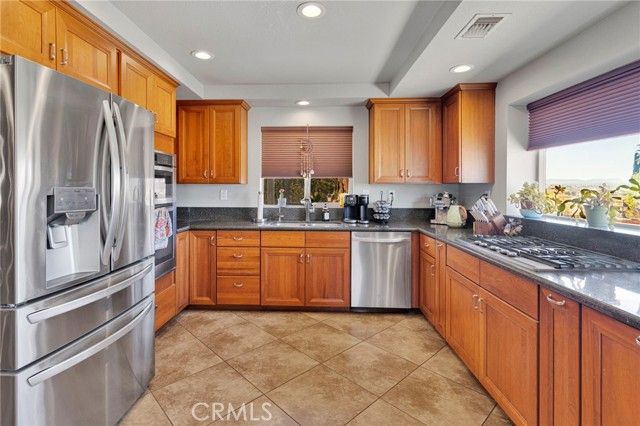 13863 Pamlico, Apple Valley, CA 92307