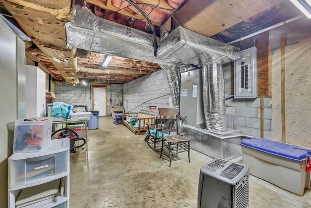 429 Winding Way Rd, Clarksville, TN 37043